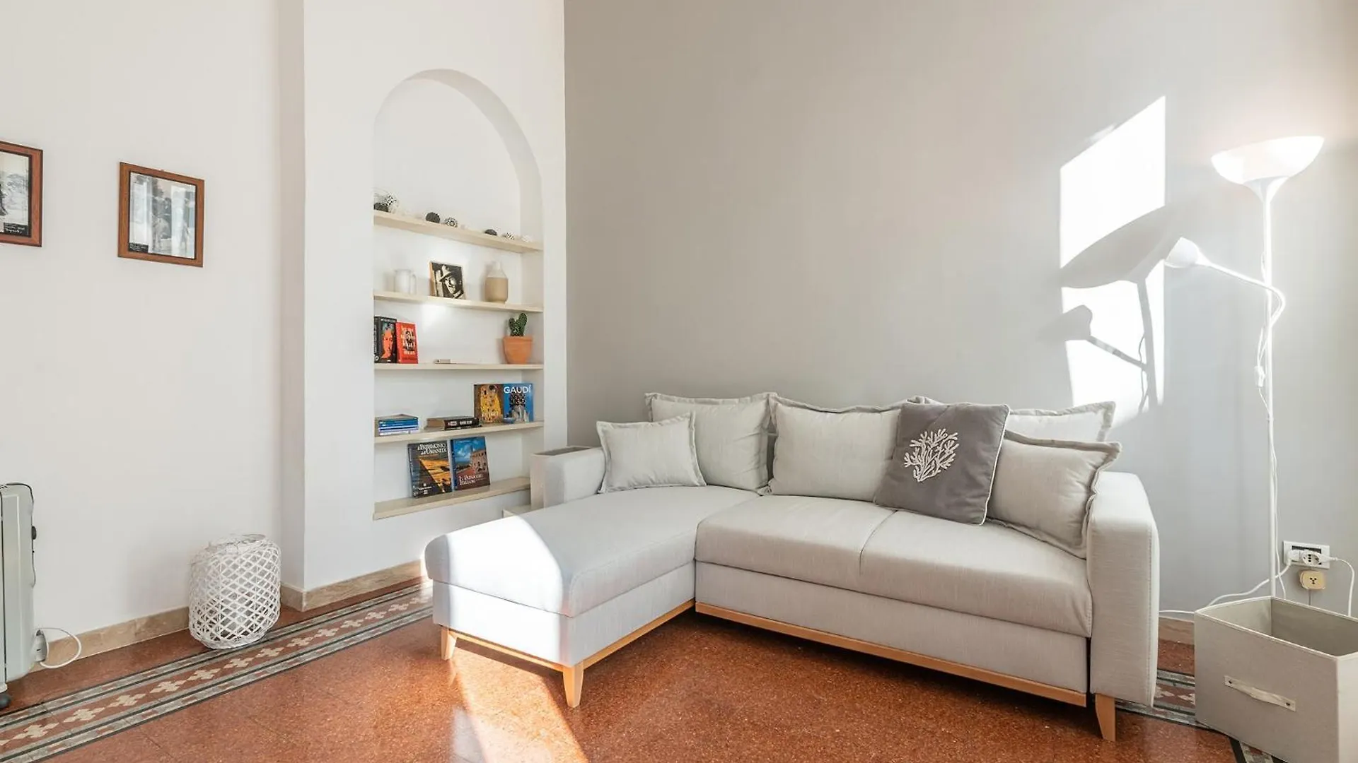 Mirabel Apartment Cagliari Italy
